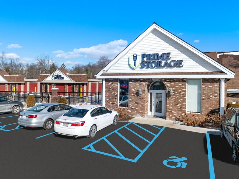 Primary Photo Of 1078 Route 9, Fishkill Self Storage For Lease