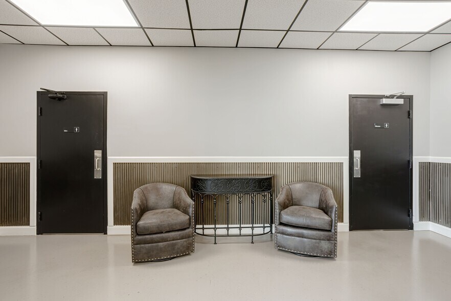 More Photos Of 1100 Menzler Rd, Nashville Warehouse For Sale