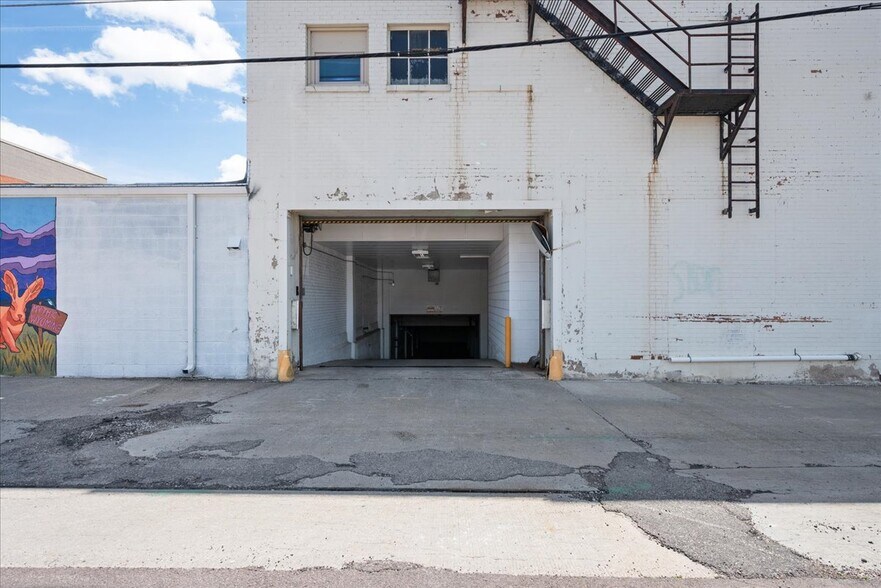 More Photos Of 1803-1807 Capitol Ave, Cheyenne Office For Sale