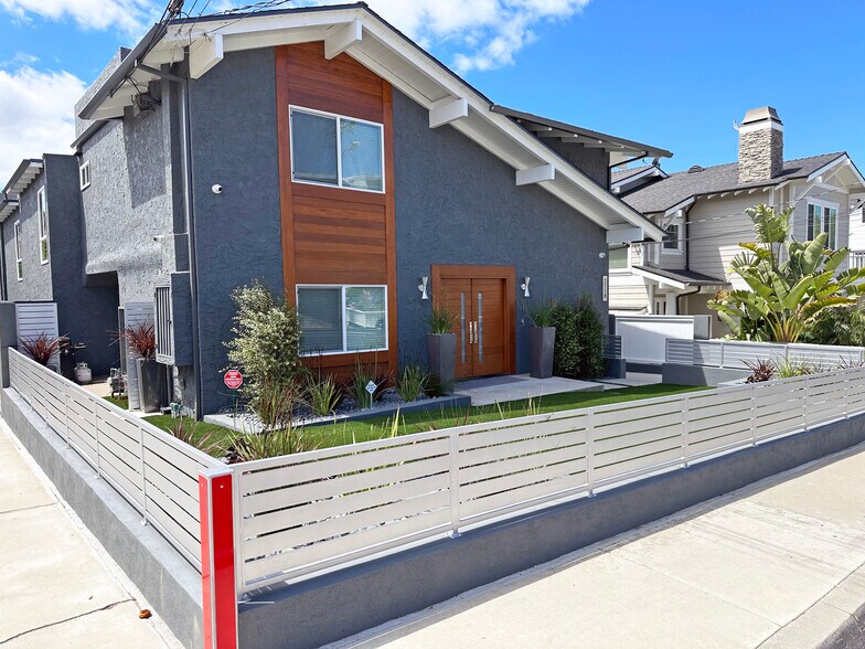 More Photos Of 2118 Carnegie Ln, Redondo Beach Apartments For Sale