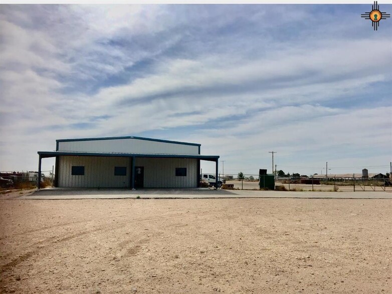 Primary Photo Of 6918 S Eunice Hwy, Hobbs Warehouse For Sale