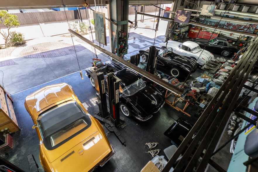 More Photos Of 411 S Harbor Blvd, Santa Ana Auto Dealership For Sale