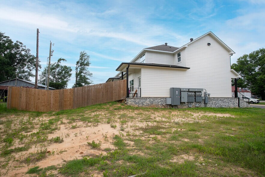 More Photos Of 18747 FM 2493, Flint Apartments For Sale