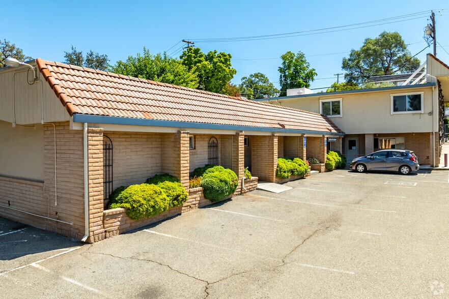 More Photos Of 1212 High St, Auburn Religious Facility For Sale