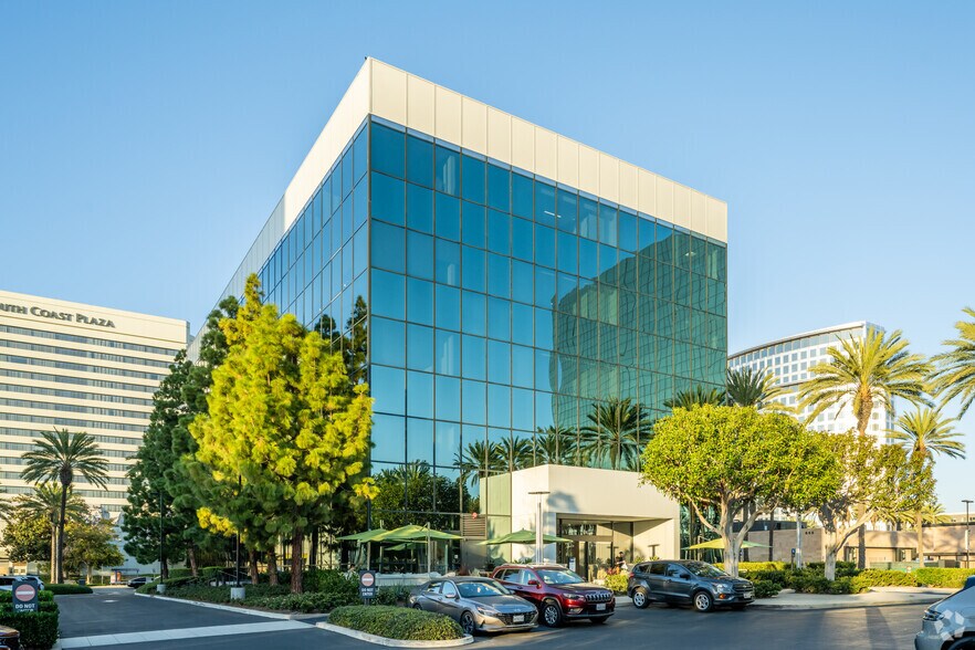 Primary Photo Of 675 Anton Blvd, Costa Mesa Office For Lease