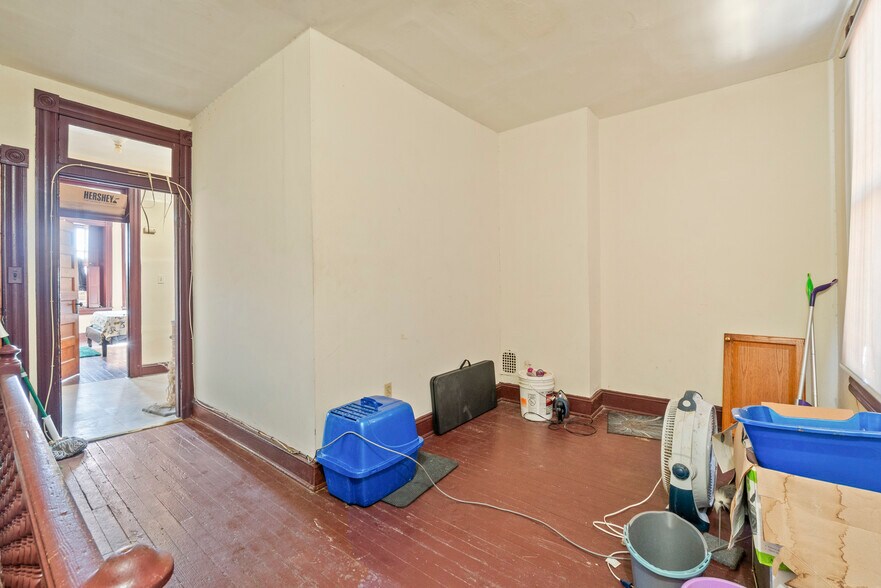 More Photos Of 112 E 20th St, Baltimore Multifamily For Sale