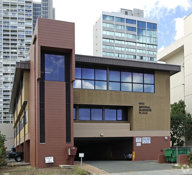 More Photos Of 1542 Young St, Honolulu Office Residential For Sale
