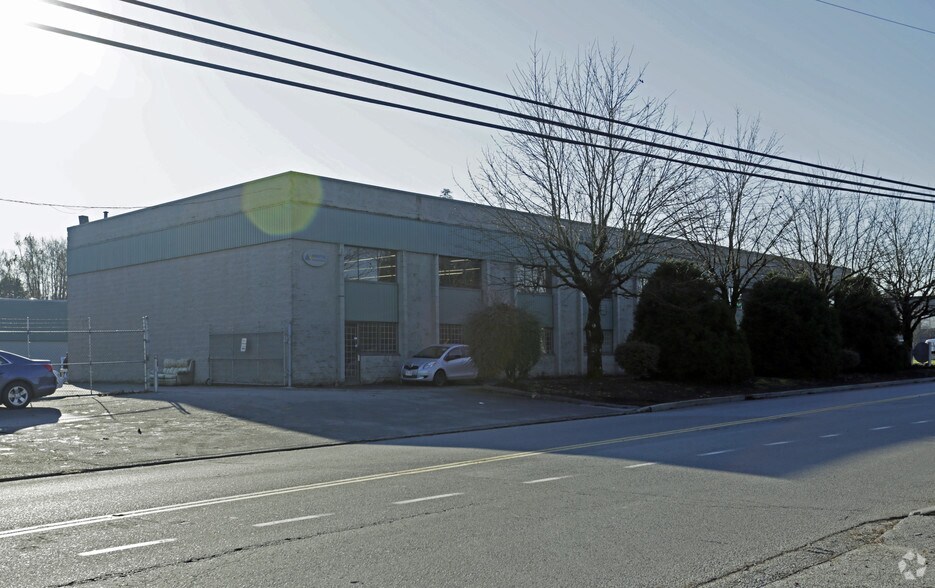 More Photos Of 19214 94th Ave, Surrey Service For Lease