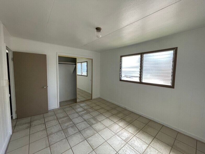 More Photos Of 1077 Kinau St, Honolulu Multifamily For Sale