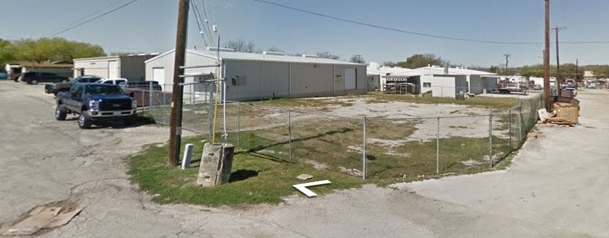 More Photos Of 61 Kinder, San Antonio Warehouse For Lease