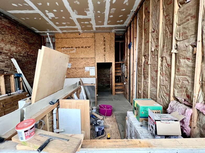 More Photos Of 1500 Arch St, Pittsburgh Storefront Retail Residential For Lease