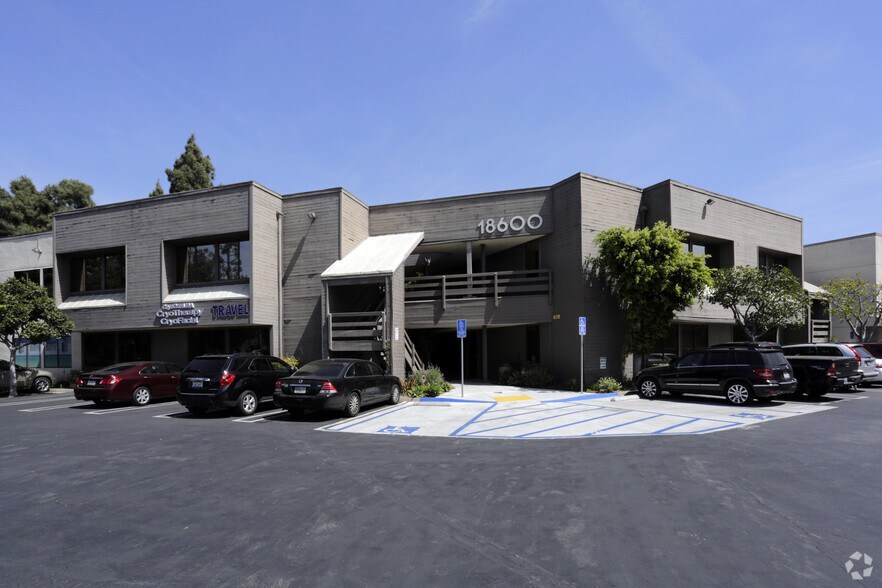 More Photos Of 18600 Main St, Huntington Beach Medical For Lease