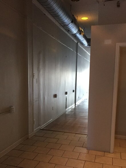 More Photos Of 91-93 Broad St, Red Bank Storefront For Lease