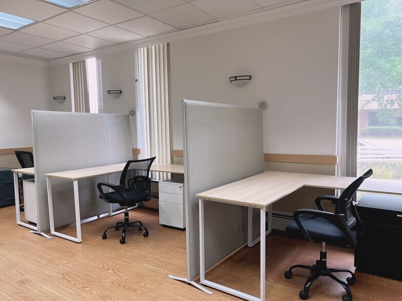 More Photos Of 27 Bleeker St, Millburn Office For Lease