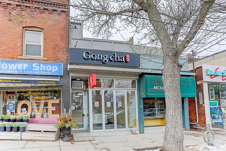 More Photos Of 1918 Queen St E, Toronto Storefront Retail Residential For Sale