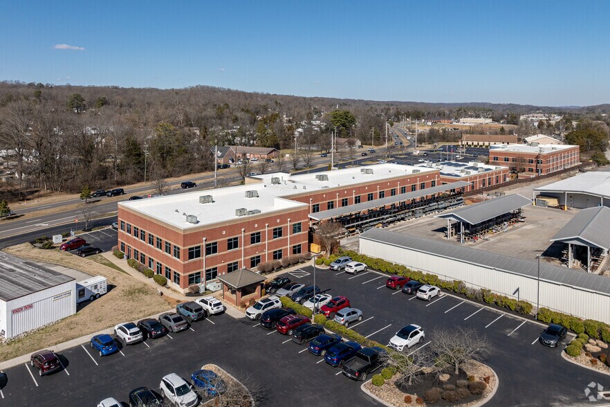 More Photos Of 575 Oak Ridge Tpke, Oak Ridge Medical For Sale
