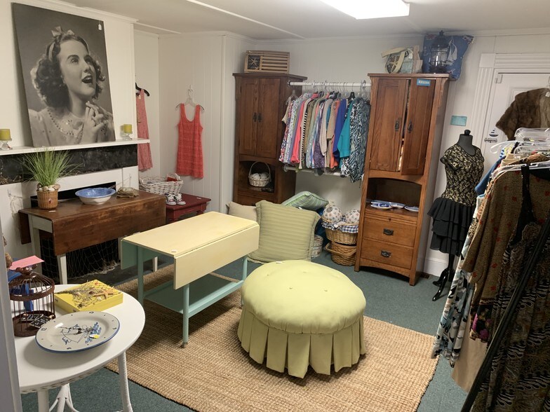 More Photos Of 29-31 North St, Plymouth General Retail For Lease