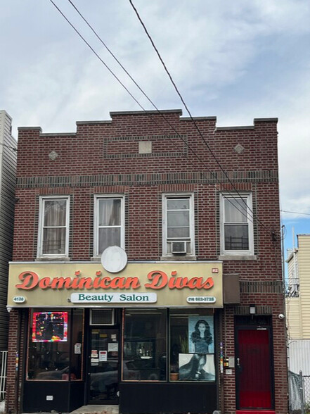 Primary Photo Of 4139 Bronxwood Ave, Bronx Storefront Retail Residential For Sale