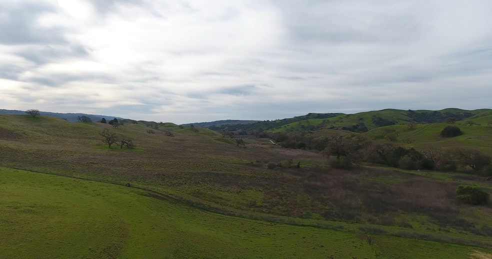 More Photos Of 1002 Metcalf Rd, San Jose Land For Lease