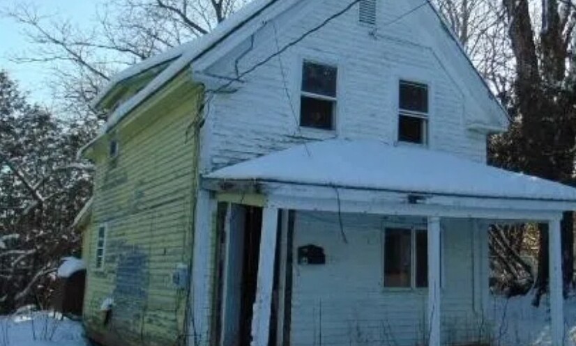 More Photos Of 12-14 High St, Houlton Multifamily For Sale