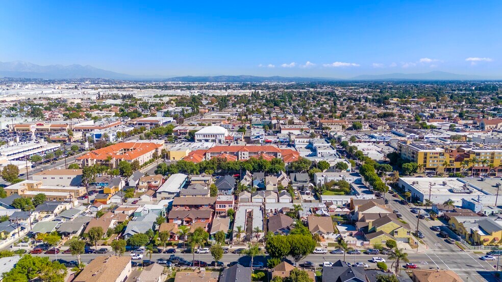 More Photos Of 6200 Malabar St, Huntington Park Apartments For Sale