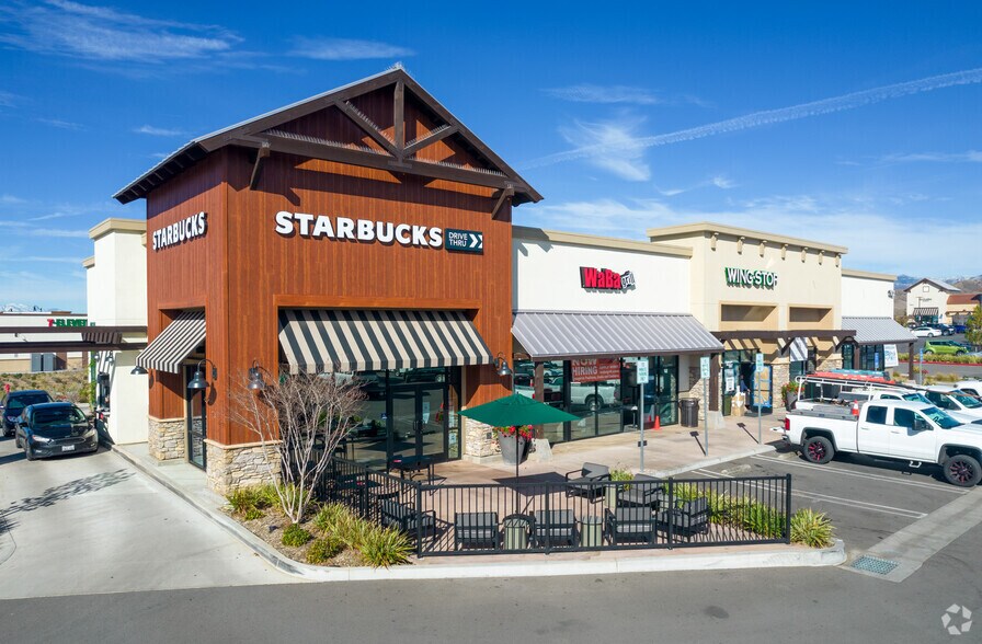 More Photos Of Cherry Valley Blvd @ Desert Lawn Dr, Calimesa Unknown For Lease