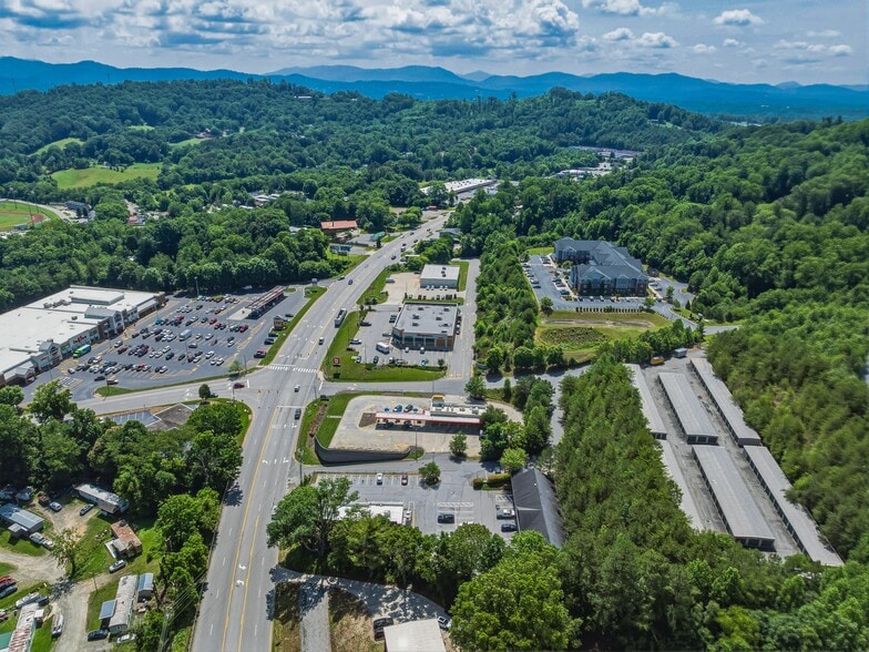 More Photos Of 9 Fallen Spruce Dr, Asheville General Retail For Sale