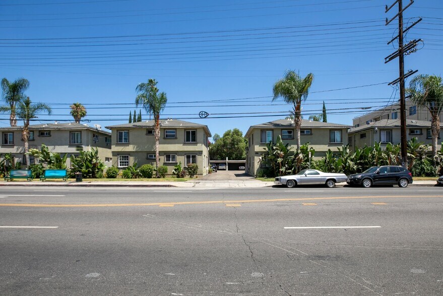 More Photos Of 15455 Vanowen St, Van Nuys Apartments For Sale