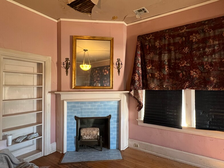 More Photos Of 821 W Broadway St, Muskogee Restaurant For Sale