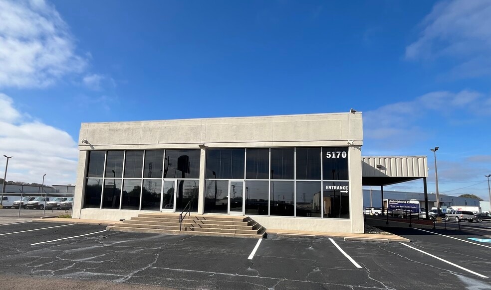More Photos Of 5170 American Way, Memphis Serviced Offices For Lease