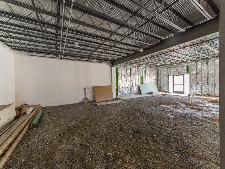 More Photos Of 208 Charlotte Hwy, Asheville Medical For Sale