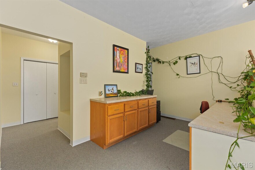 More Photos Of 111 W Kirkham St, Litchfield Healthcare For Sale
