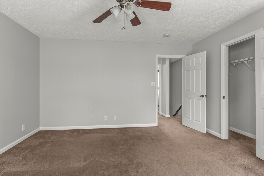 More Photos Of 162 Condor Ct, Clarksville Apartments For Sale