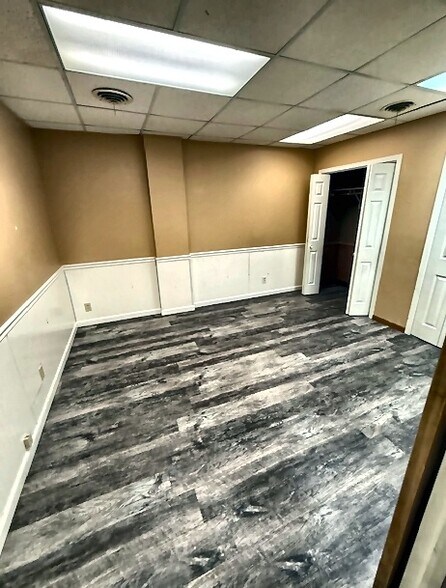 More Photos Of 312 N Lawler St, Mitchell Apartments For Sale