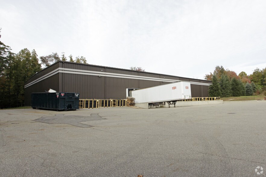 More Photos Of 6189 Blue Star Hwy, Saugatuck Manufacturing For Lease