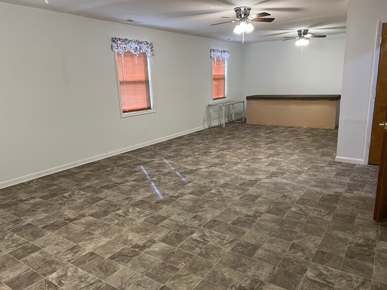 More Photos Of 2513 S Lafayette St, Shelby Specialty For Sale