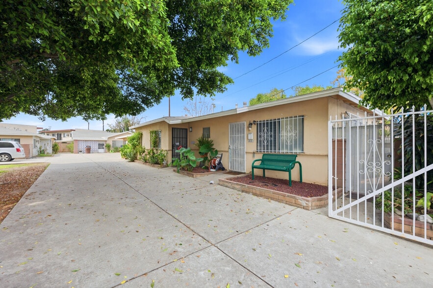Primary Photo Of 2515 Mountain View Rd, El Monte Apartments For Sale
