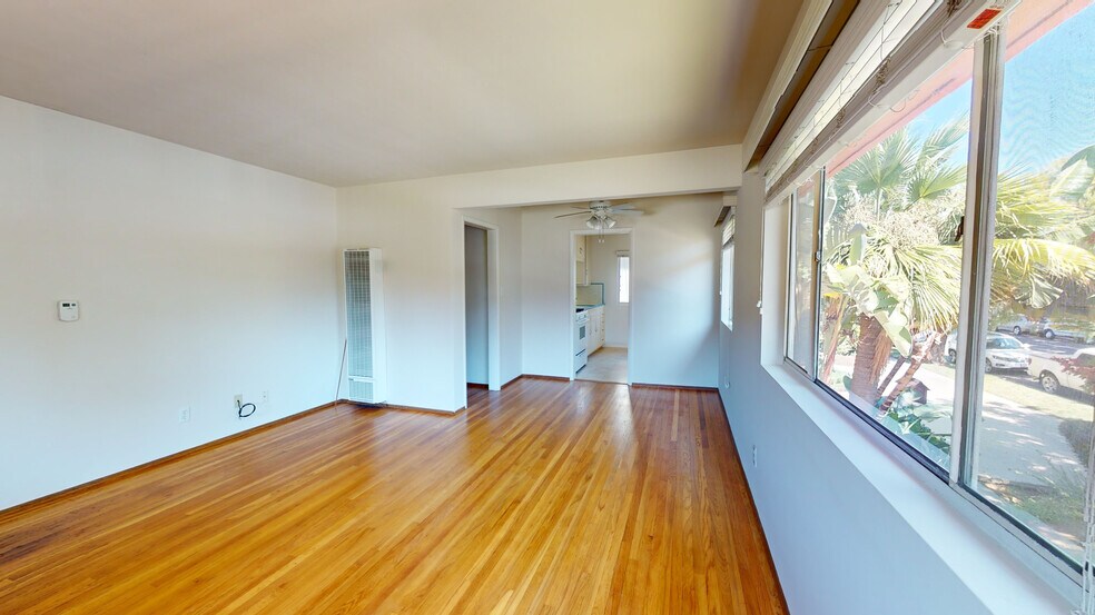 More Photos Of 830 C Ave, Coronado Apartments For Sale