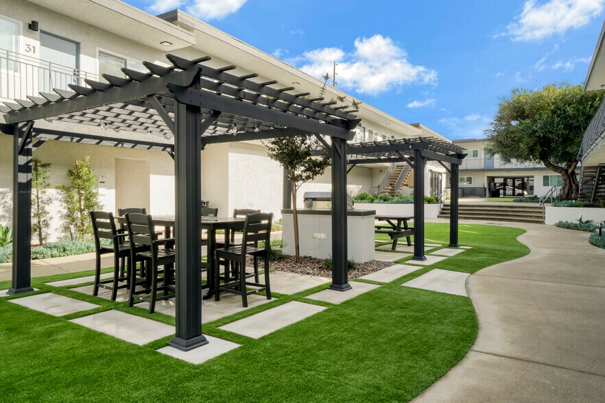 More Photos Of 23805 Arlington Ave, Torrance Apartments For Sale
