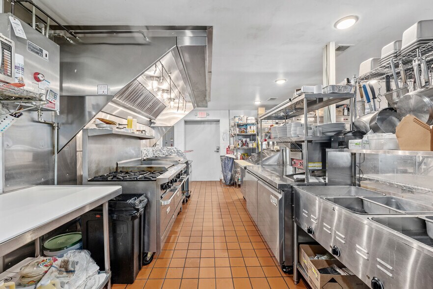 More Photos Of 515 W 5th St, Pine Bluffs Restaurant For Sale