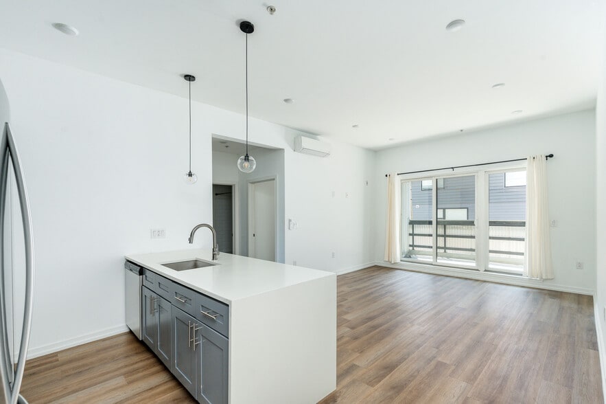More Photos Of 2616 W Girard Ave, Philadelphia Apartments For Sale
