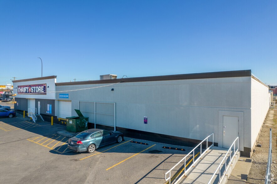 More Photos Of 121 58th Ave SW, Calgary Freestanding For Lease