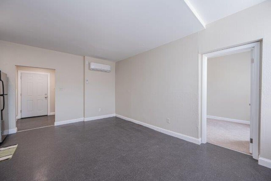 More Photos Of 62-64 W Antietam St, Hagerstown Apartments For Sale