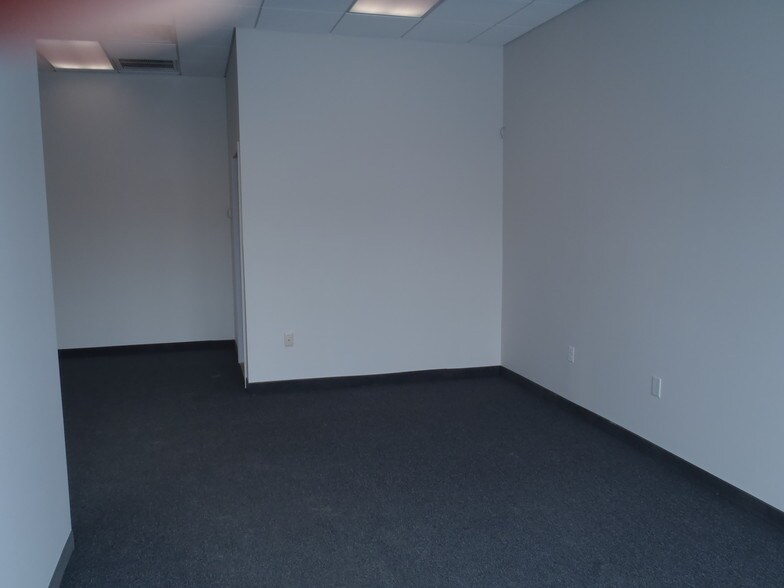 More Photos Of 1275 Bloomfield Ave, Fairfield Light Manufacturing For Lease