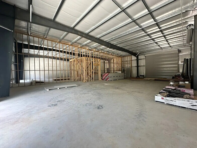 More Photos Of 23516 Haven Blvd, Ponchatoula Storefront Retail Residential For Sale