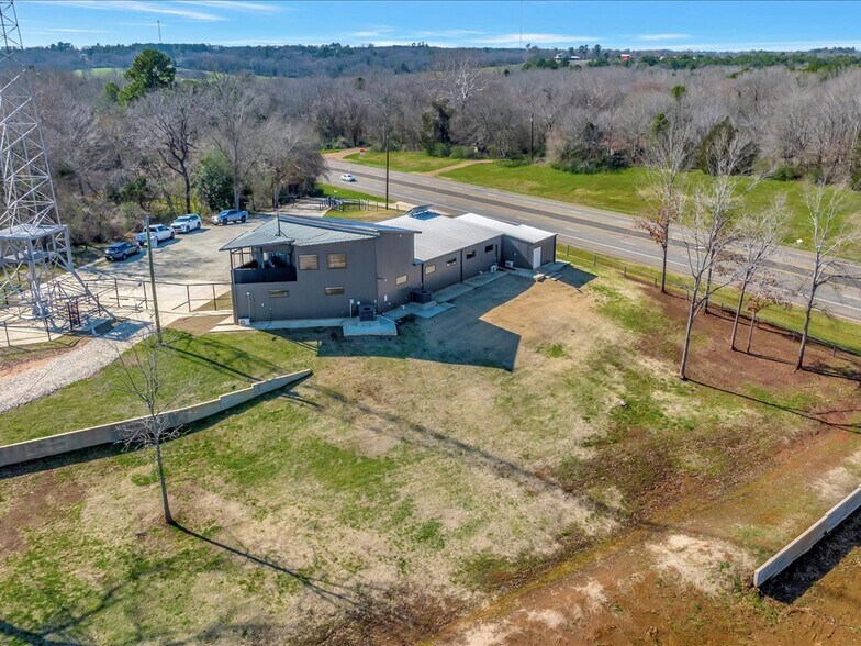 More Photos Of 9778 N US Highway 59, Nacogdoches Research And Development For Sale