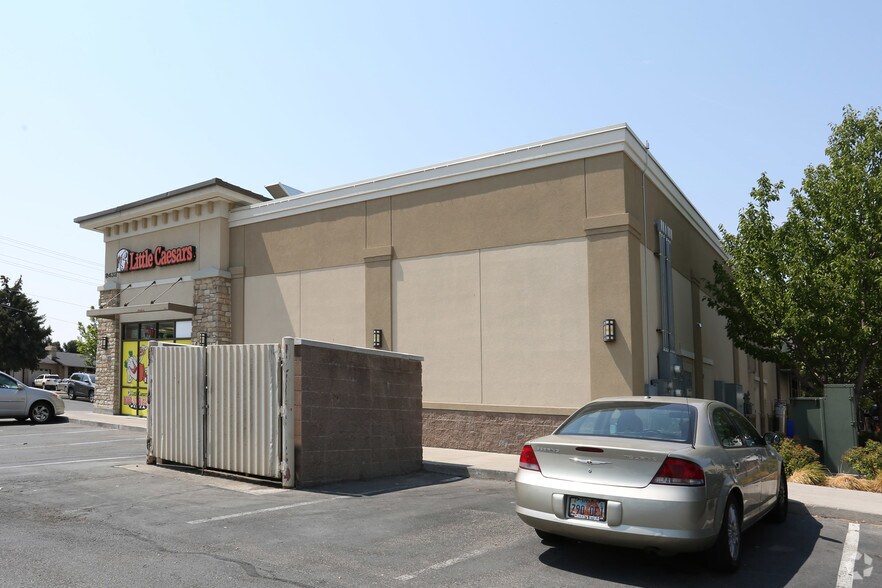 More Photos Of 2432 W 1700 S, Syracuse Freestanding For Lease