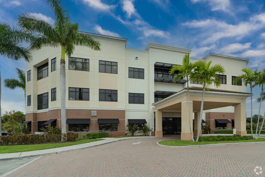 Primary Photo Of 180 John F Kennedy Dr, Atlantis Medical For Lease