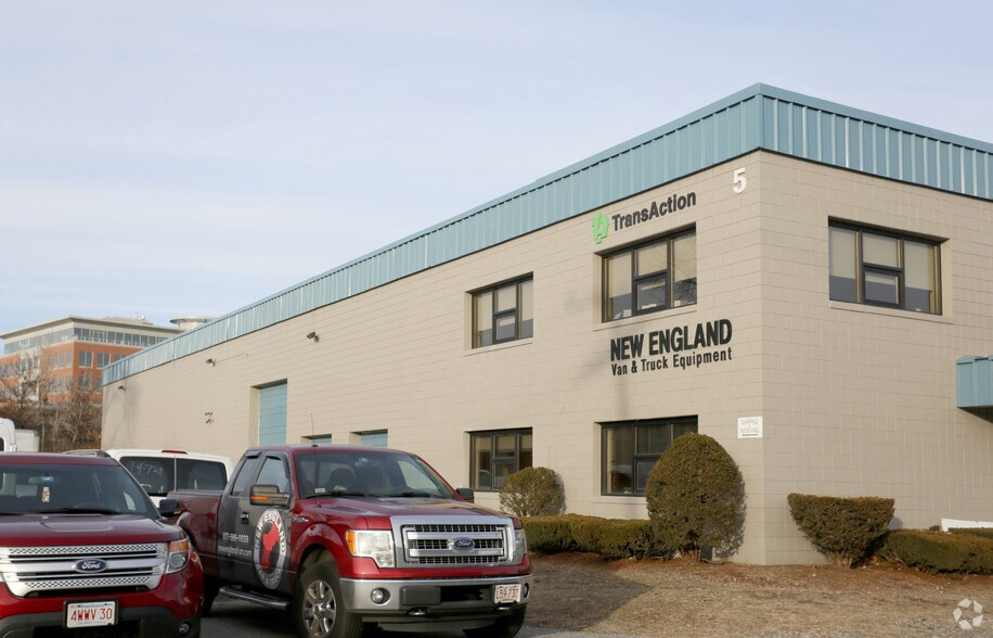 More Photos Of 5 Wheeling Ave, Woburn Light Manufacturing For Lease