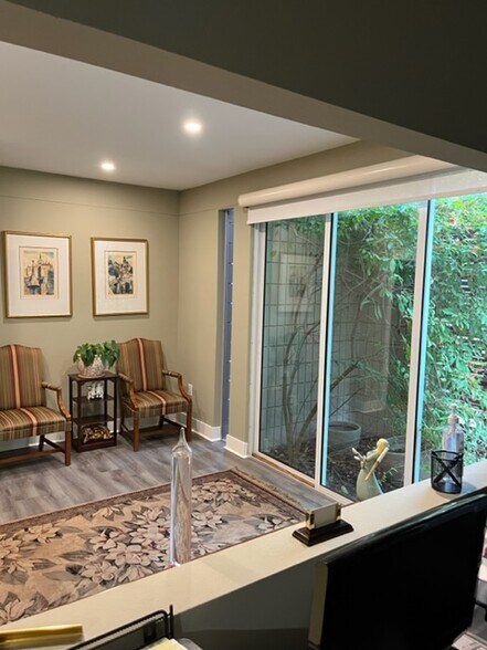 More Photos Of 321 Nokomis Ave S, Venice Medical For Lease